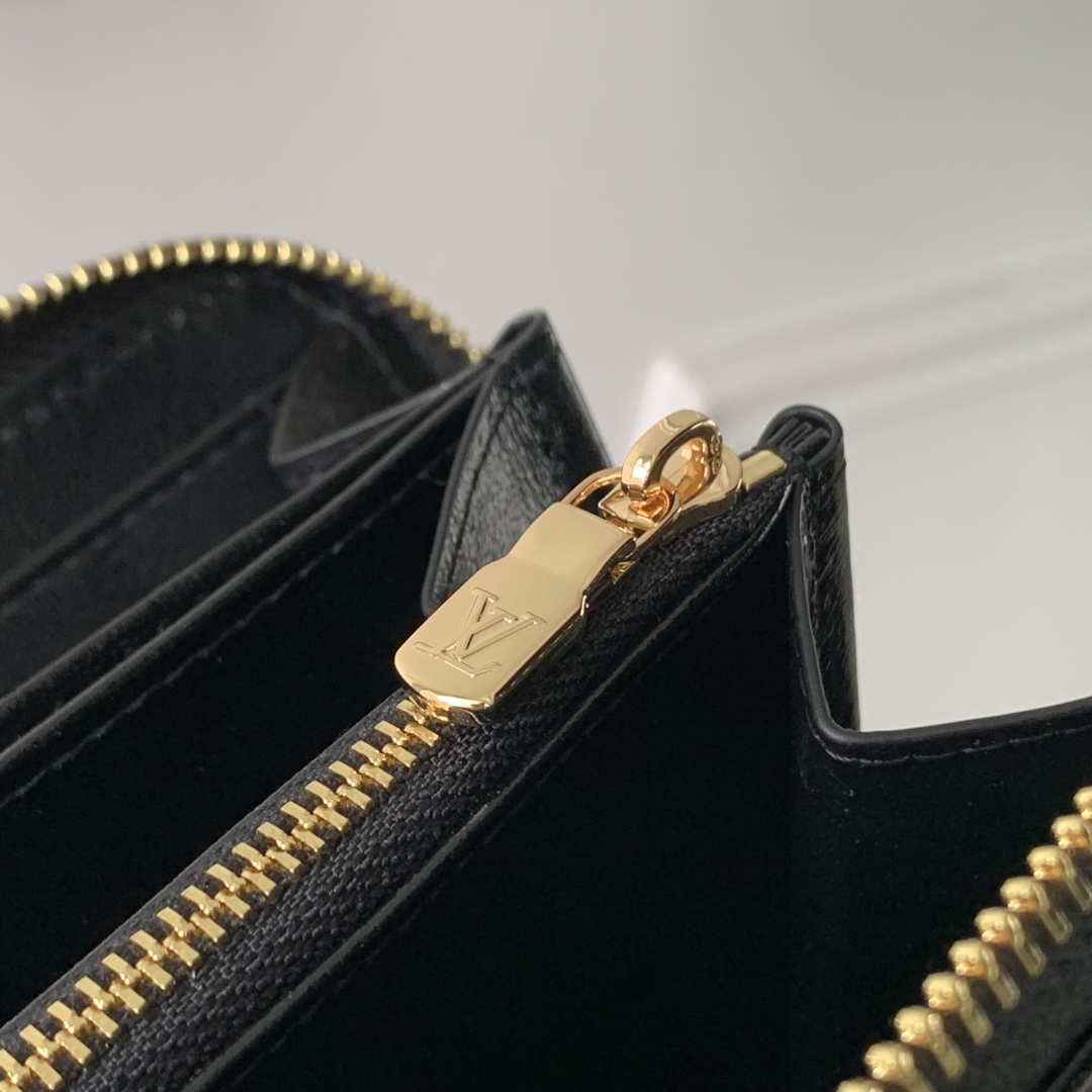 Louis Vuitton M14096 LV x TM Carteira Zippy Monogram Black
