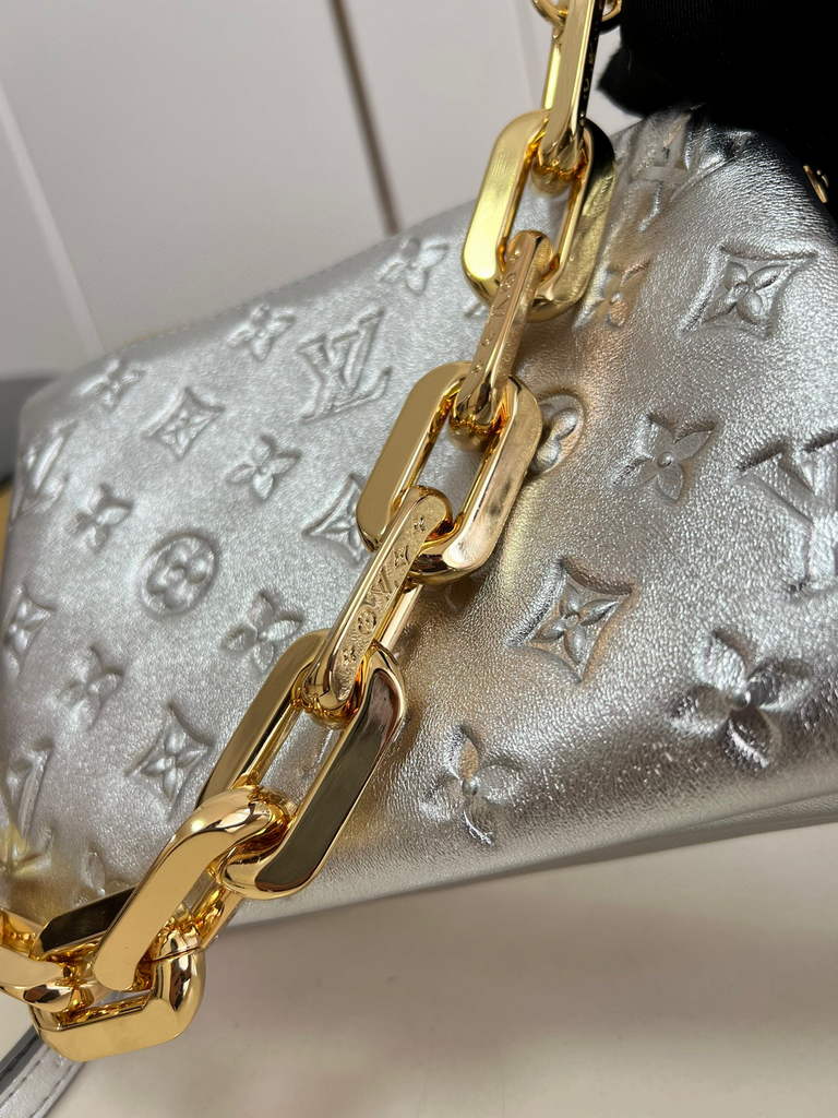 Louis Vuitton M20567 Coussin BB Shoulder LV M59396 bag Silver - Default Title - View 5