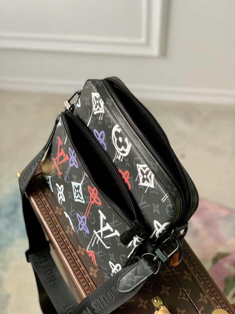 Louis Vuitton M21396 Trio Messenger Monogram LV Graffiti Orange - Default Title - View 7