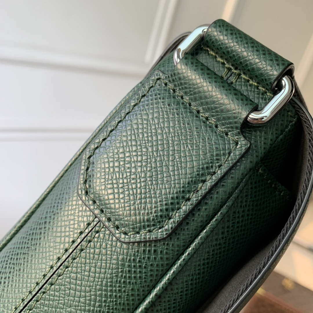 Louis Vuitton M30861 District PM Taiga infini Dark Green bag - Default Title - View 7