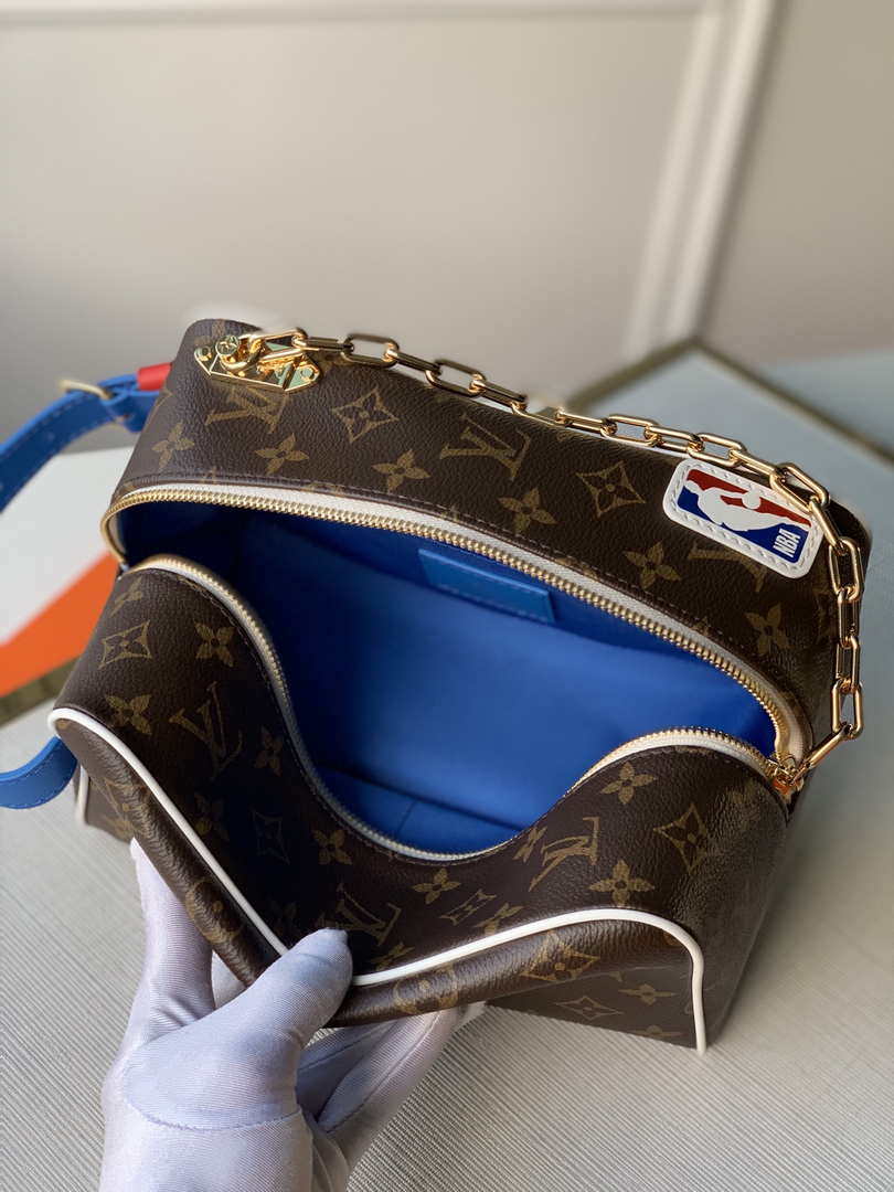 Louis Vuitton M44494 dopp kit toilet pouch M85149 monogram canvas - Default Title - View 9