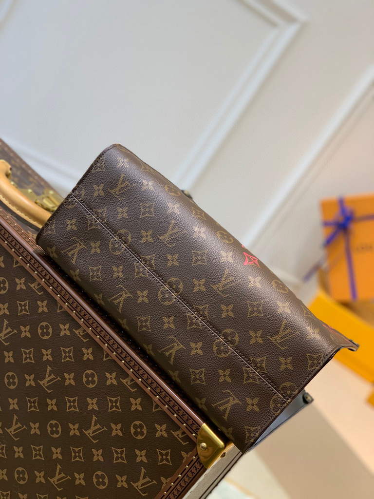 Louis Vuitton M45039 OnTheGo Mini Tote bag Monogram - Default Title - View 4