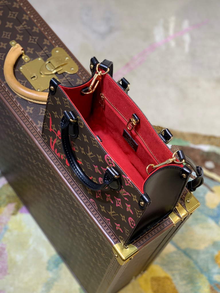 Louis Vuitton M45039 OnTheGo MM Tote bag Monogram - Default Title - View 8