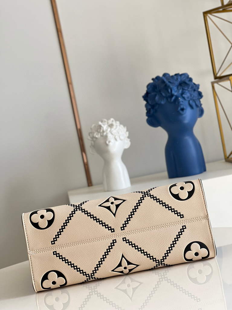 Louis Vuitton M46016 LV M46015 Onthego MM Monogram Crame - Default Title - View 2
