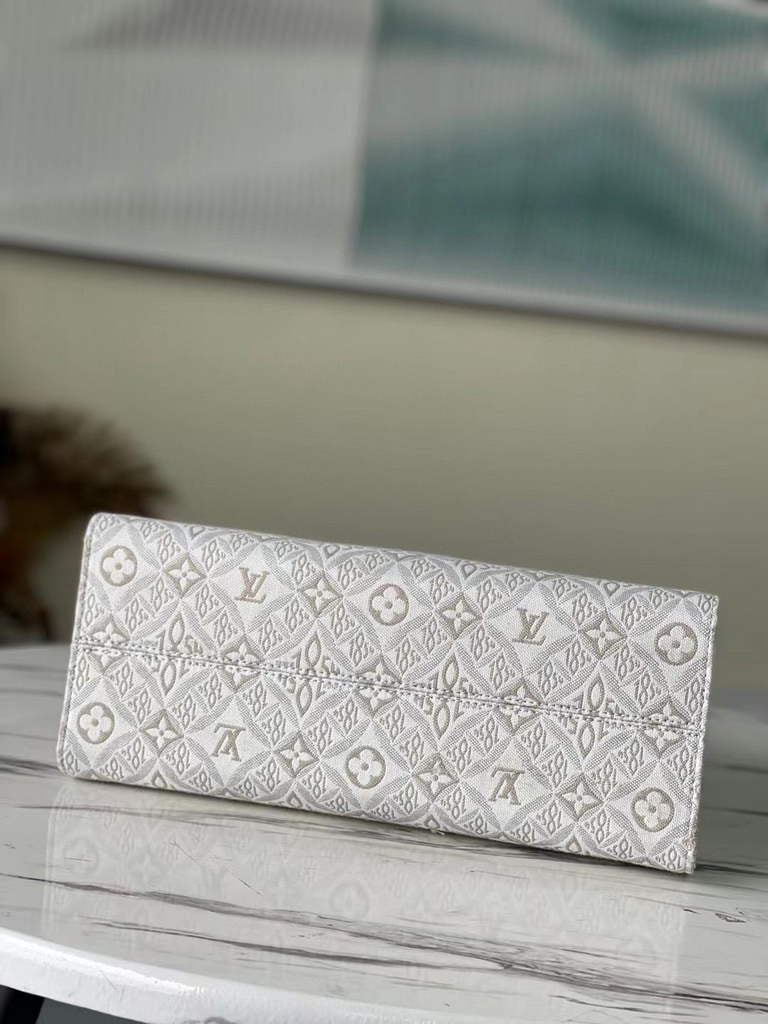 Louis Vuitton M59614 LV M46015 Onthego MM Monogram White - Default Title - View 4