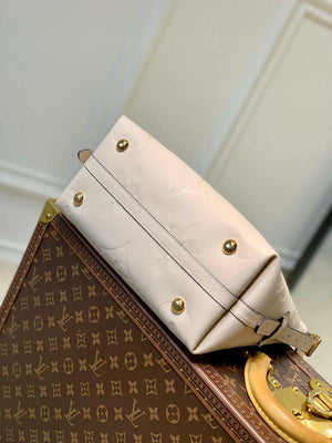 Louis Vuitton M46293 LV Carryall PM monogram Cr¨¨me  Biege - Default Title - View 4