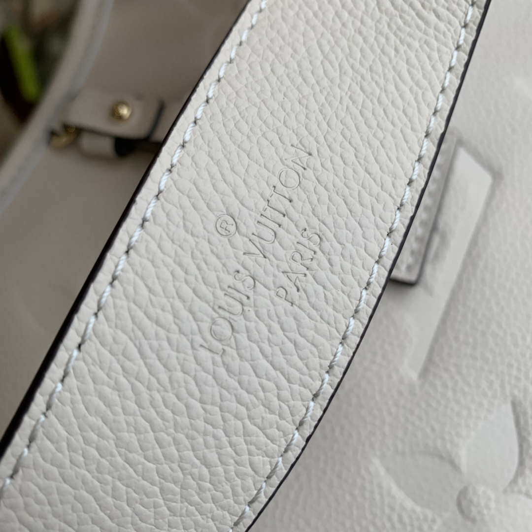 Louis Vuitton M46293 LV Carryall PM monogram Cr¨¨me  Biege