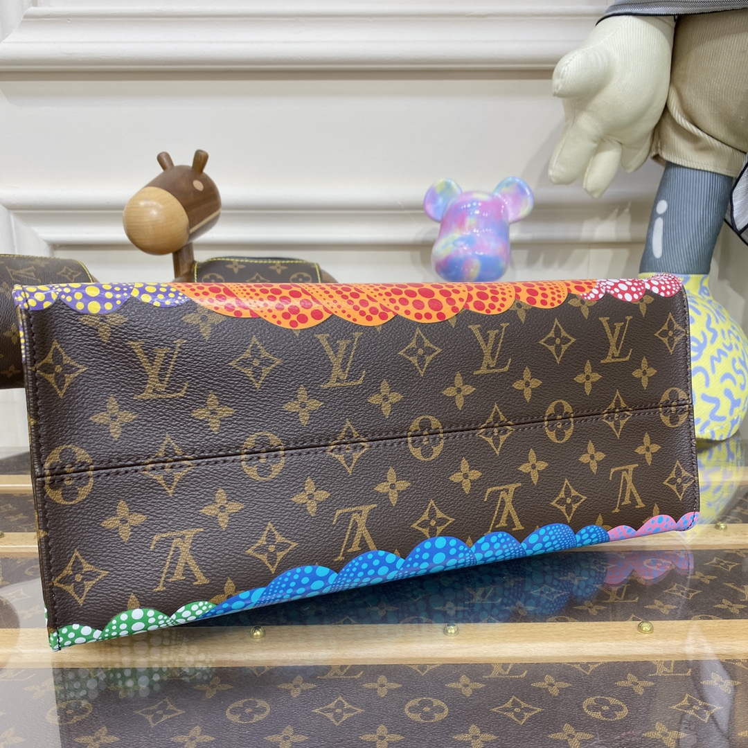 Louis Vuitton M46466 LV x YK OnTheGo MM Bag - Default Title - View 3