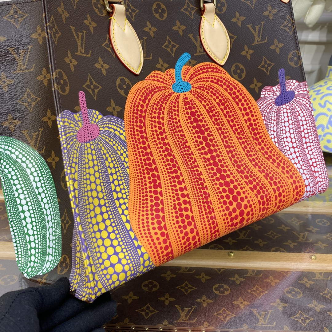 Louis Vuitton M46466 LV x YK OnTheGo MM Bag - Default Title - View 5