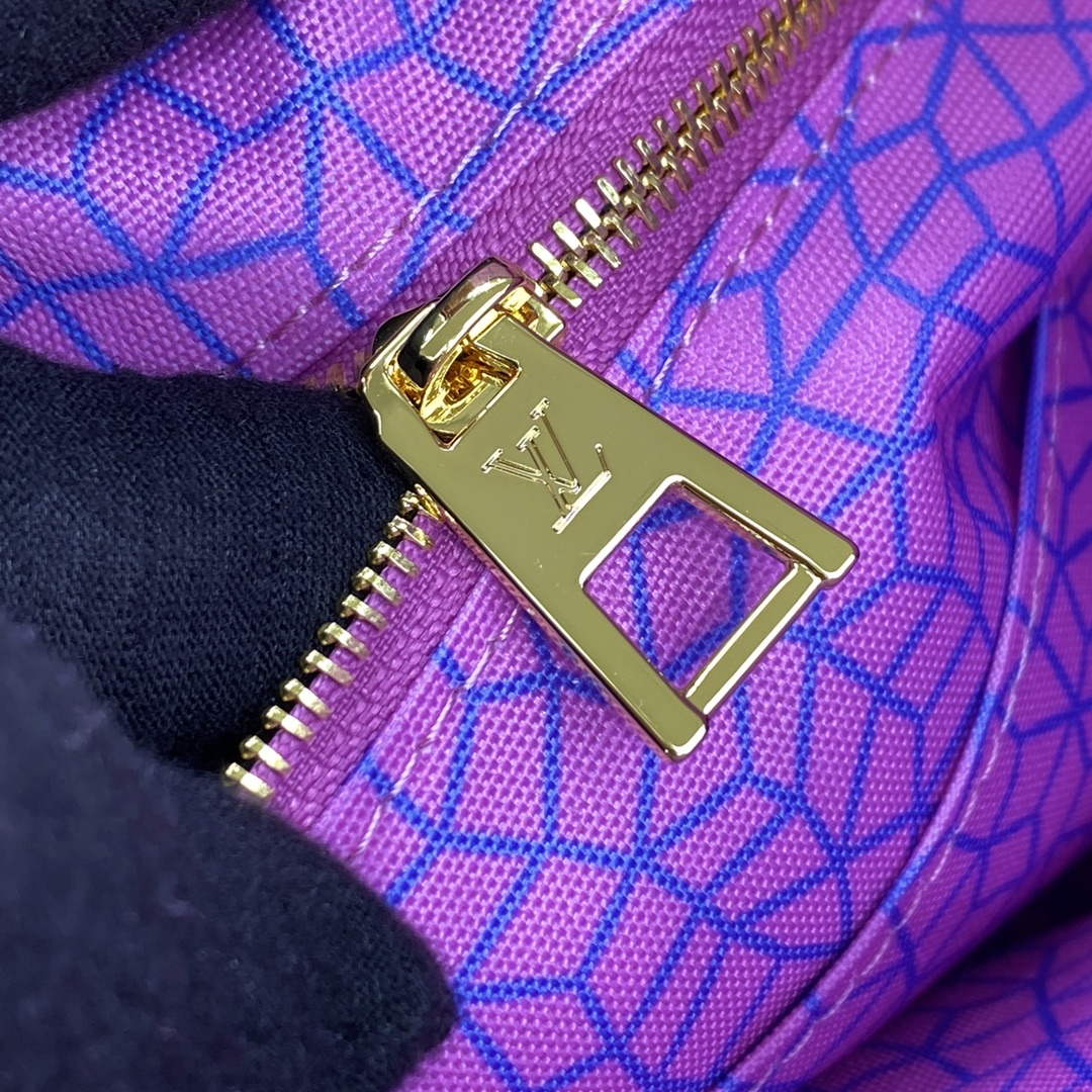 Louis Vuitton M46466 LV x YK OnTheGo MM Bag - Default Title - View 7