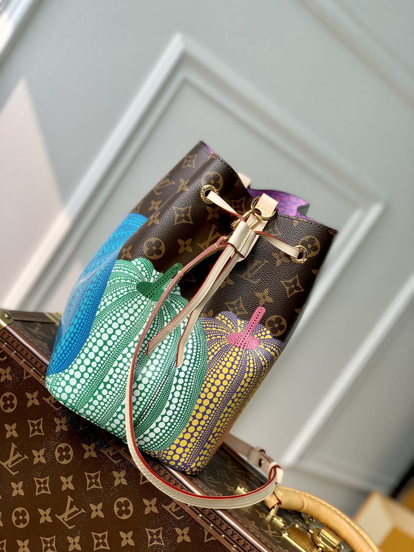 Louis Vuitton M46473 LV x YK N¨¦ono¨¦ MM Bag Monogram