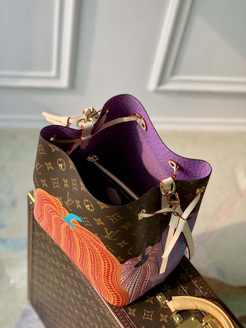 Louis Vuitton M46473 LV x YK N¨¦ono¨¦ MM Bag Monogram