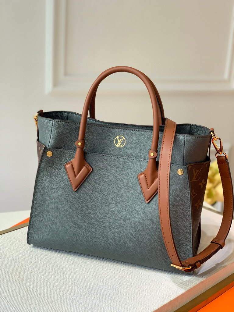 Louis Vuitton M55302 LV M53823 on my side MM M53825  High end Leathers Bag Gray