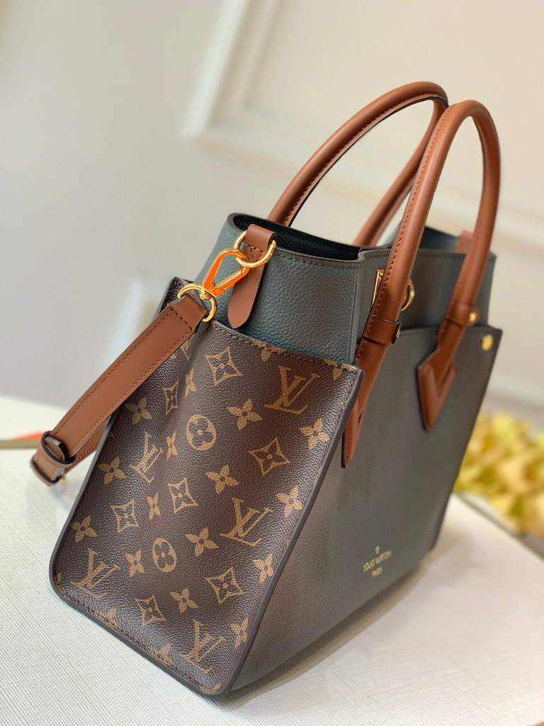 Louis Vuitton M55302 LV M53823 on my side MM M53825  High end Leathers Bag Gray
