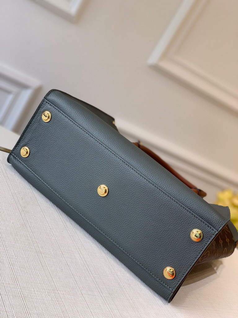 Louis Vuitton M55302 LV M53823 on my side MM M53825  High end Leathers Bag Gray