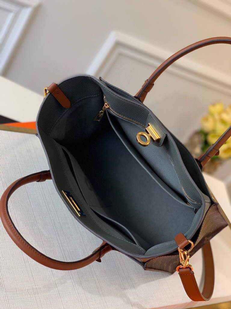Louis Vuitton M55302 LV M53823 on my side MM M53825  High end Leathers Bag Gray