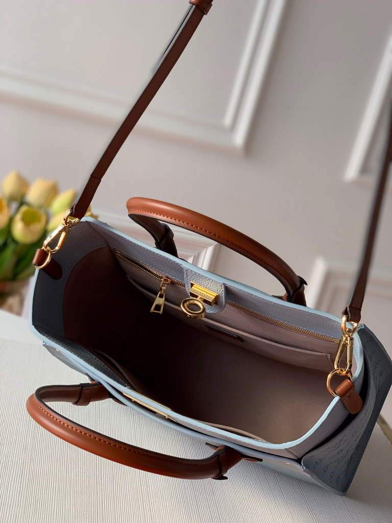 Louis Vuitton M55302 LV M53823 on my side MM M53825  High end Leathers Bag Lake Blue