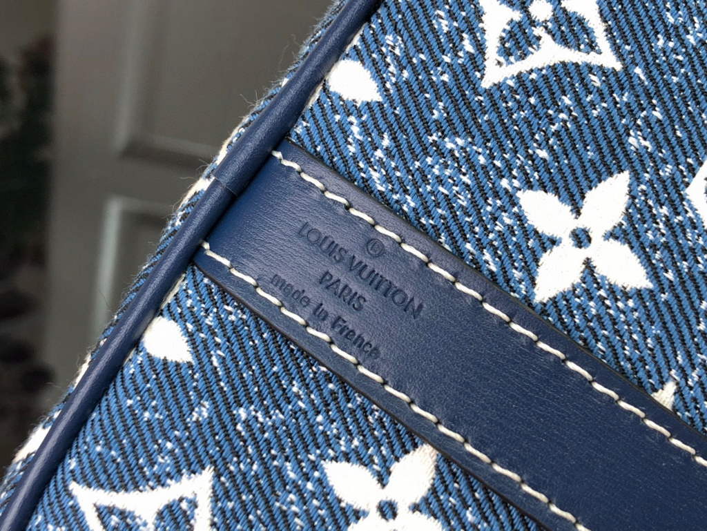 Louis Vuitton M59609 LV M59008 Speedy Bandouliere  25cm Blue