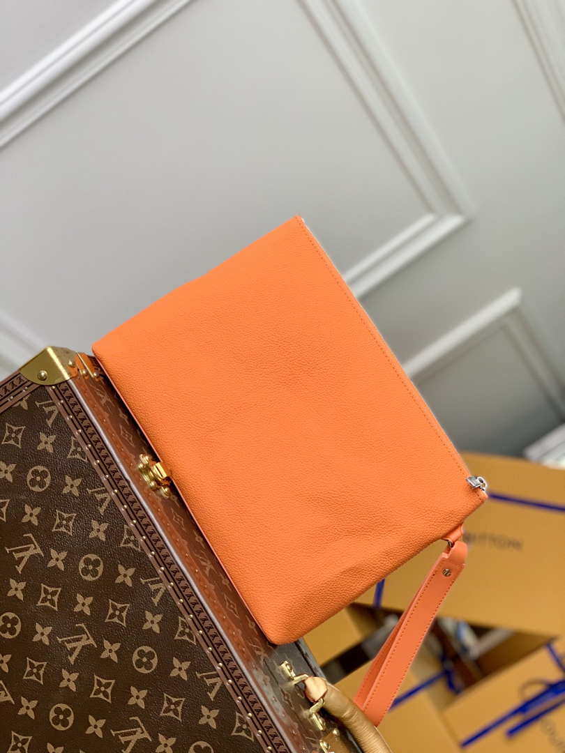 Louis Vuitton M69837 LV Aerogram Pochette iPad Orange - Default Title - View 2