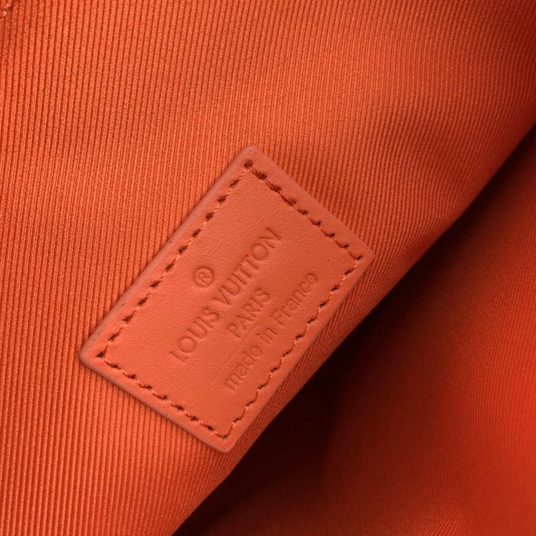 Louis Vuitton M69837 LV Aerogram Pochette iPad Orange