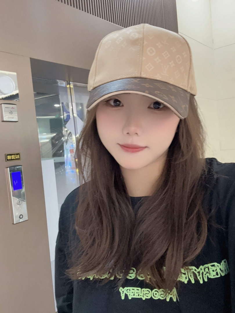 Louis Vuitton M76504 Fashion Hat Get Ready Cap L60030
