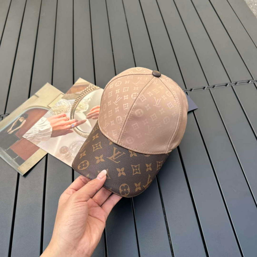 Louis Vuitton M76504 Fashion Hat Get Ready Cap L60030
