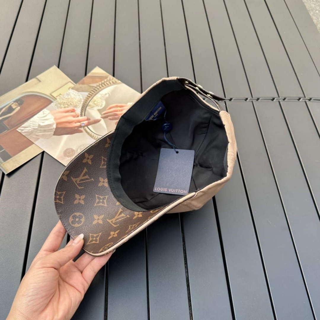 Louis Vuitton M76504 Fashion Hat Get Ready Cap L60030