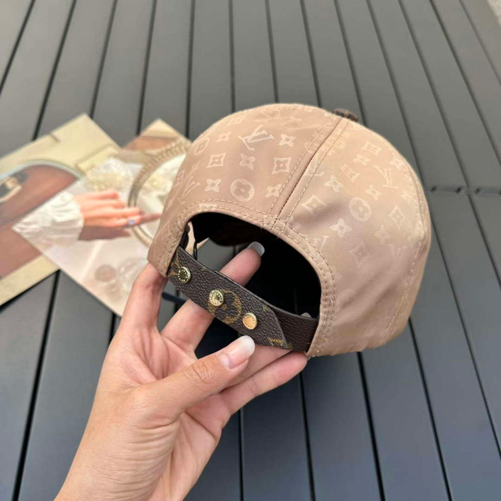 Louis Vuitton M76504 Fashion Hat Get Ready Cap L60030