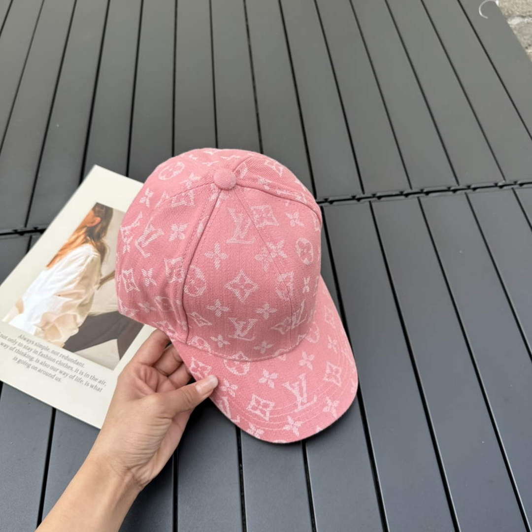 Louis Vuitton M77537 Fashion Hat Get Ready Cap L60039