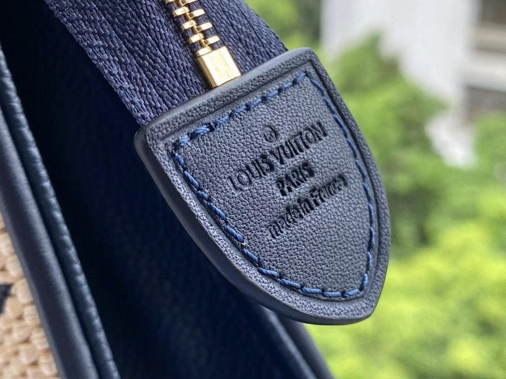 LV M80352 Louis Vuitton M80351  Toiletry Pouch 26 Monogram Canvas Blue