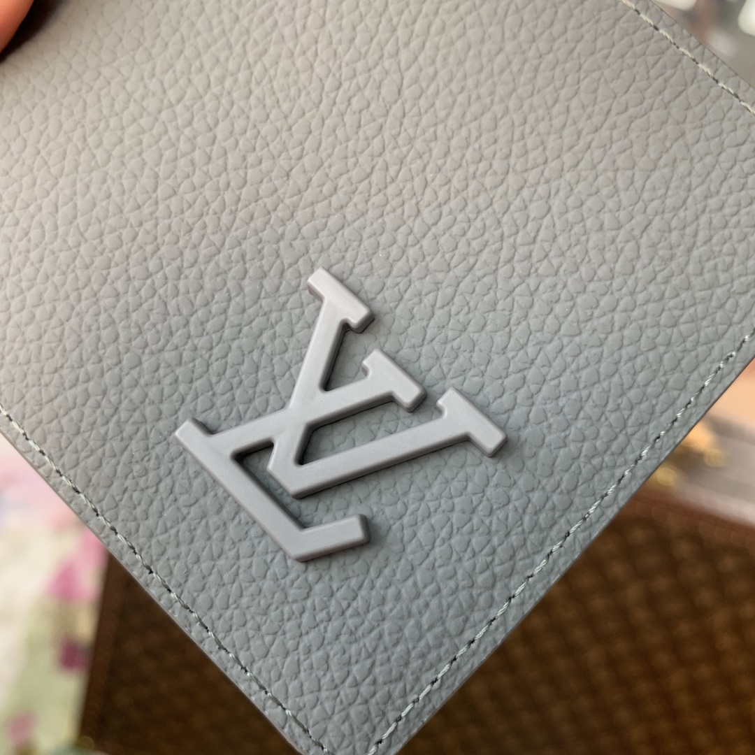 Louis Vuitton M81026 Multiple Wallet LV aerogram Gray
