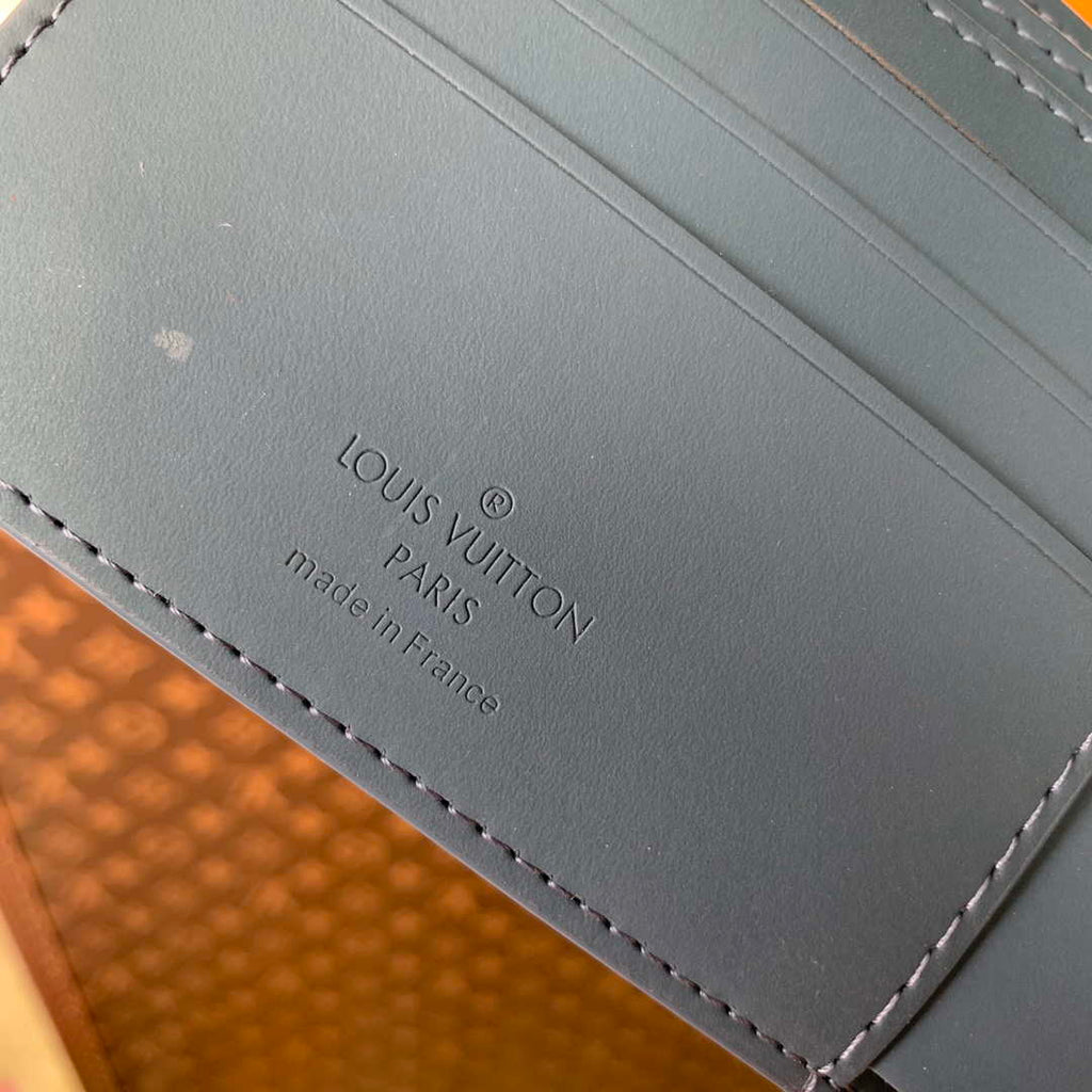 Louis Vuitton M81026 Multiple Wallet LV aerogram Navy Blue