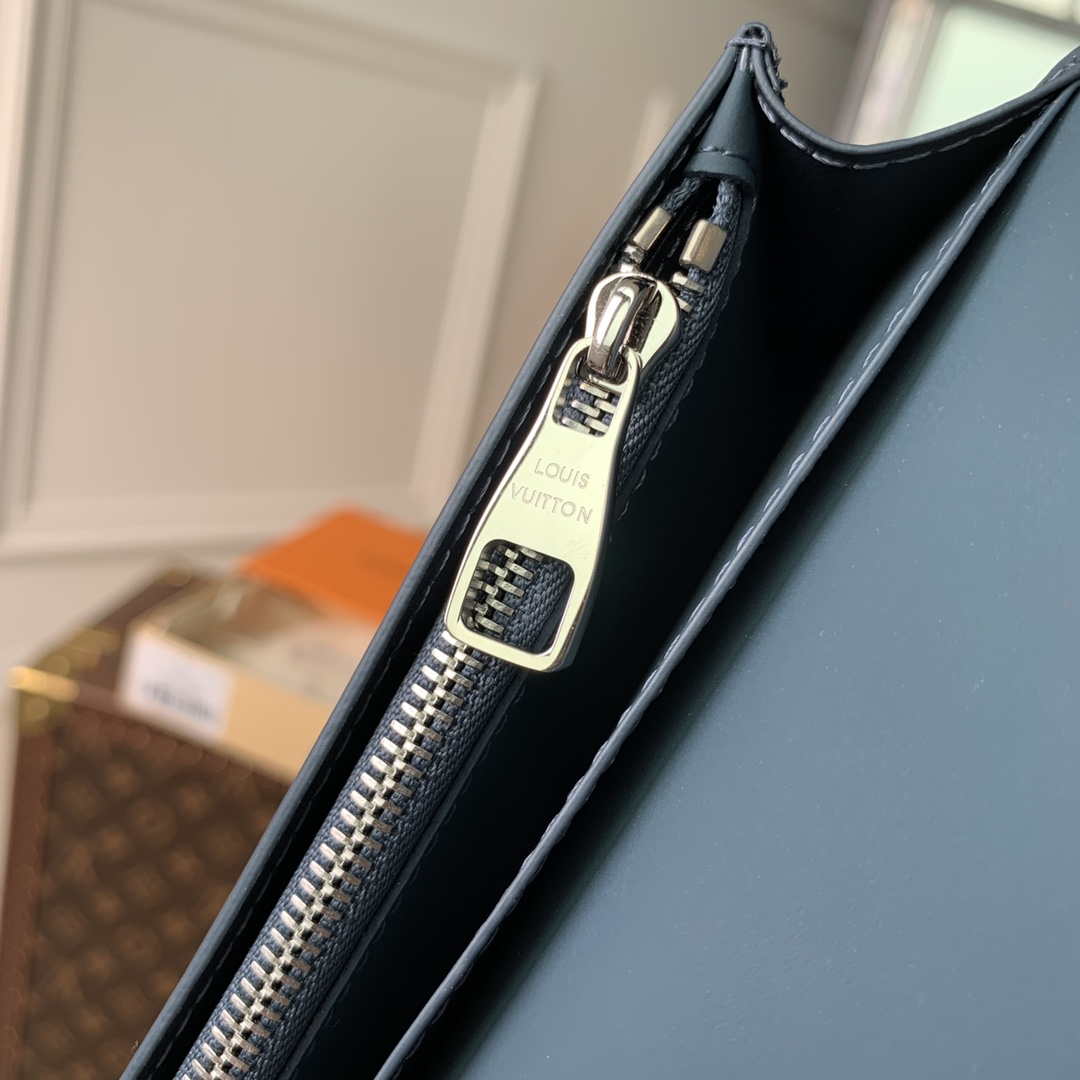 Louis Vuitton M81027 Pocket Organizer LV aerogram Blue