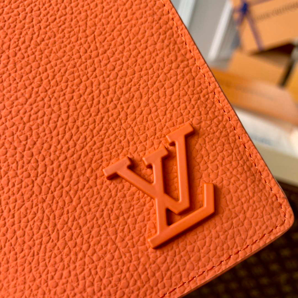 Louis Vuitton M81153 Brazza LV aerogram Orange