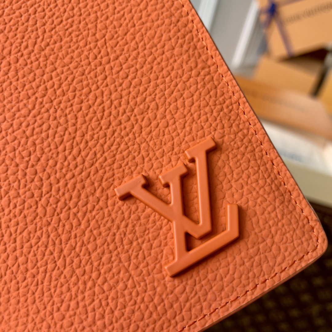 Louis Vuitton M81153 Brazza LV aerogram Orange