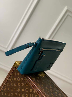 Louis Vuitton M81029 LV Aerogram Pochette iPad Blue - Default Title - View 3