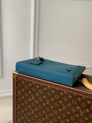 Louis Vuitton M81029 LV Aerogram Pochette iPad Blue - Default Title - View 4