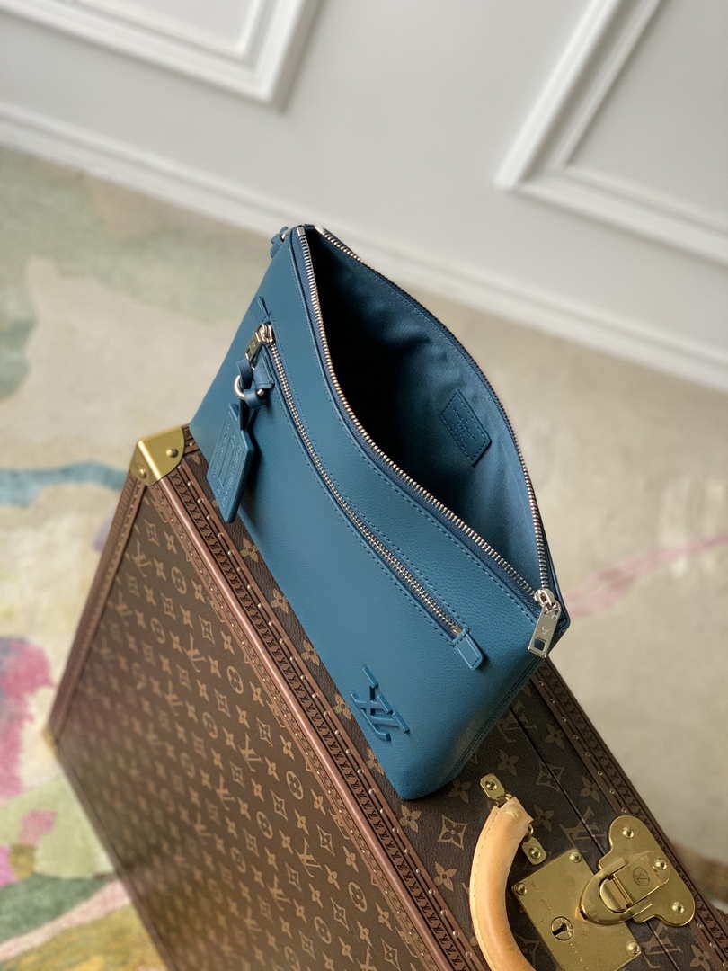 Louis Vuitton M81029 LV Aerogram Pochette iPad Blue - Default Title - View 8