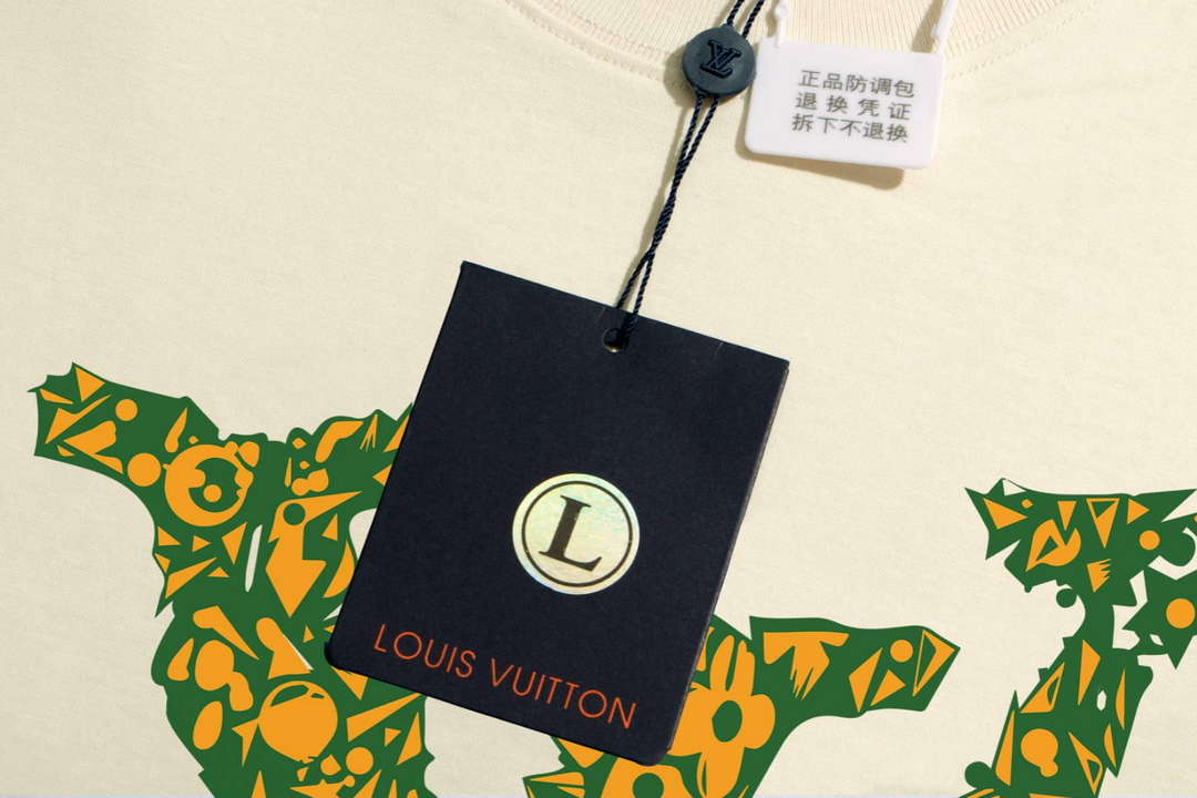 Louis Vuitton Men's Women's Short Sleeve T-shirt L36828