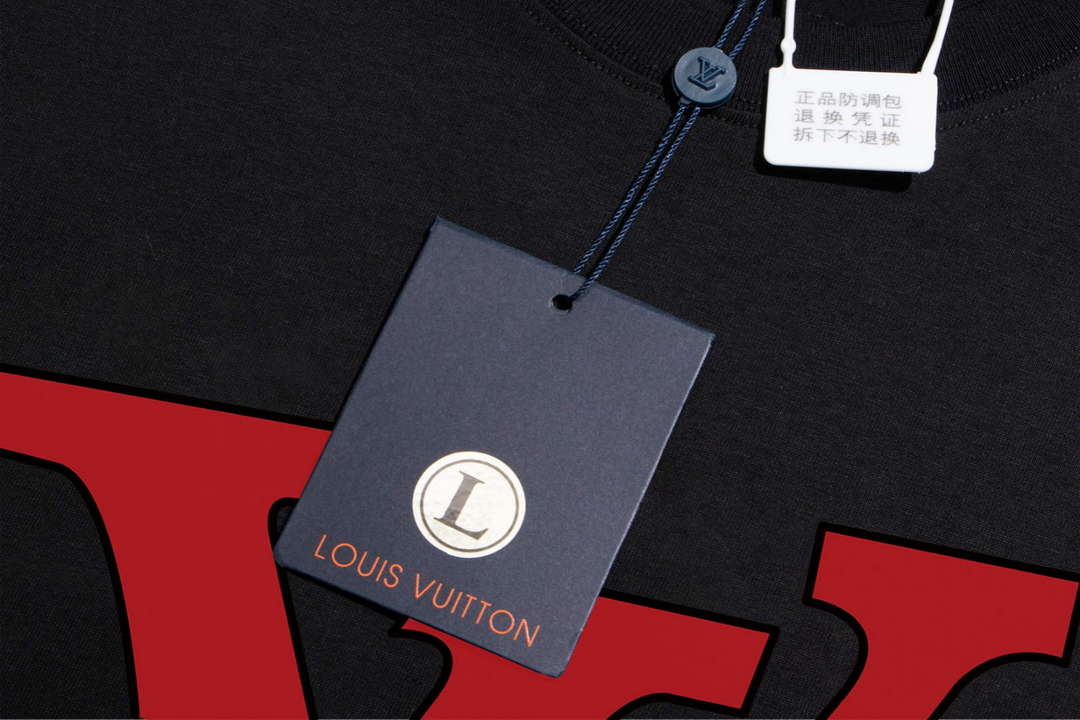Louis Vuitton Men's Women's Short Sleeve T-shirt L36830