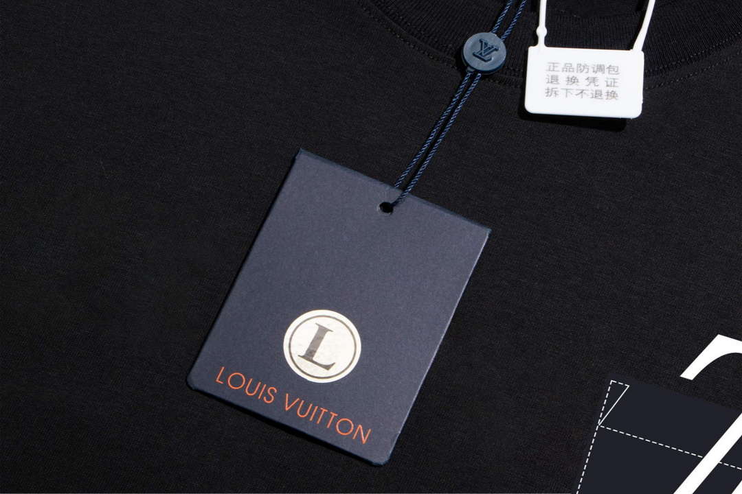 Louis Vuitton Men's Women's Short Sleeve T-shirt L36833