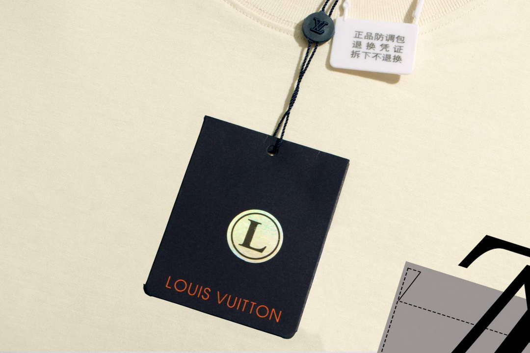 Louis Vuitton Men's Women's Short Sleeve T-shirt L36834