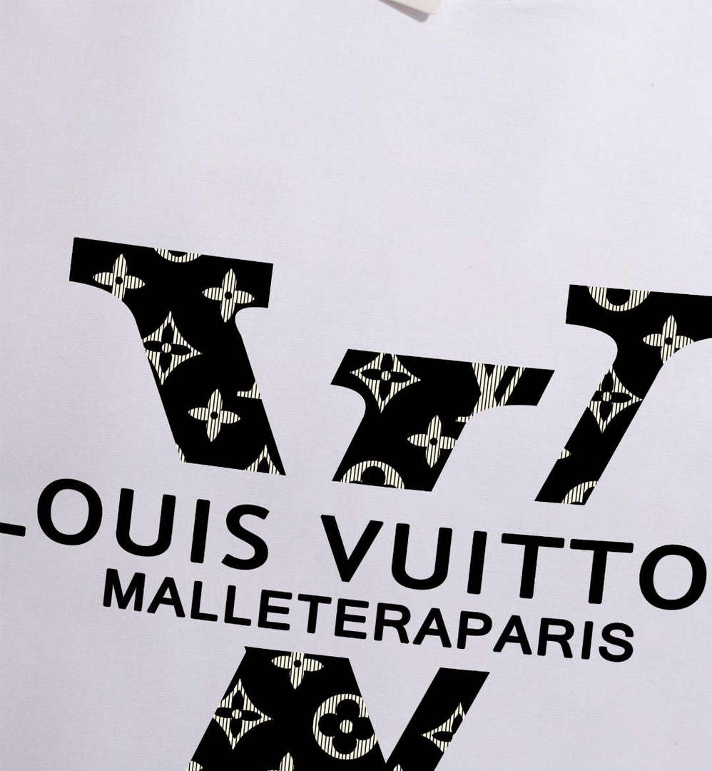 Louis Vuitton Men's Women's Short Sleeve T-shirt L36835