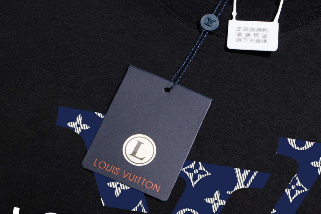 Louis Vuitton Men's Women's Short Sleeve T-shirt L36836