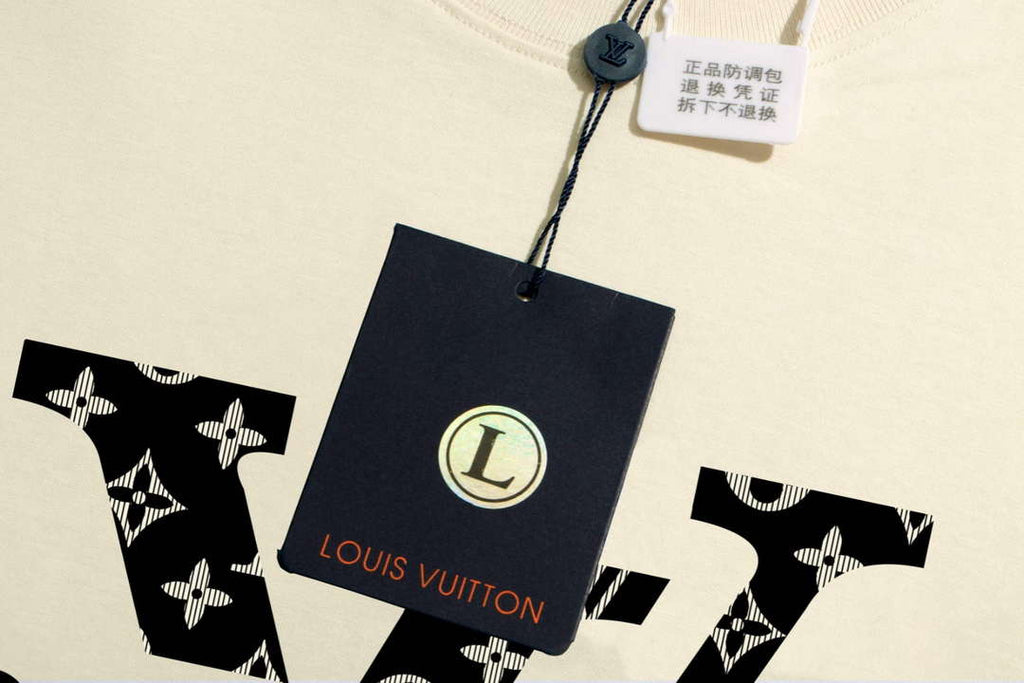 Louis Vuitton Men's Women's Short Sleeve T-shirt L36837