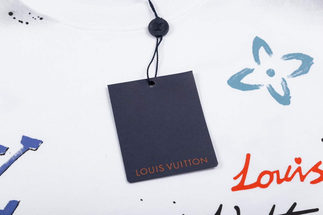 Louis Vuitton Men's Women's Short Sleeve T-shirt L36840