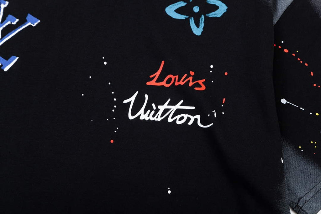 Louis Vuitton Men's Women's Short Sleeve T-shirt L36841