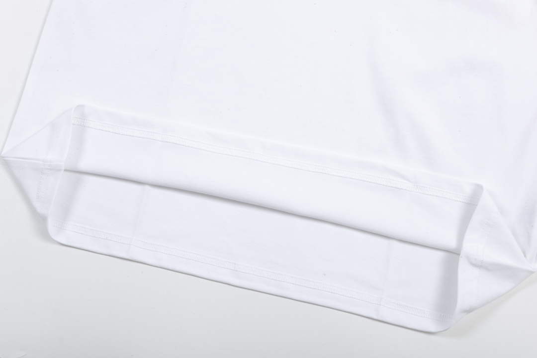 Louis Vuitton Men's Women's Short Sleeve T-shirt L36844