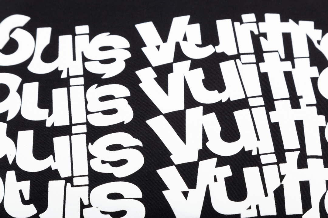 Louis Vuitton Men's Women's Short Sleeve T-shirt L36848