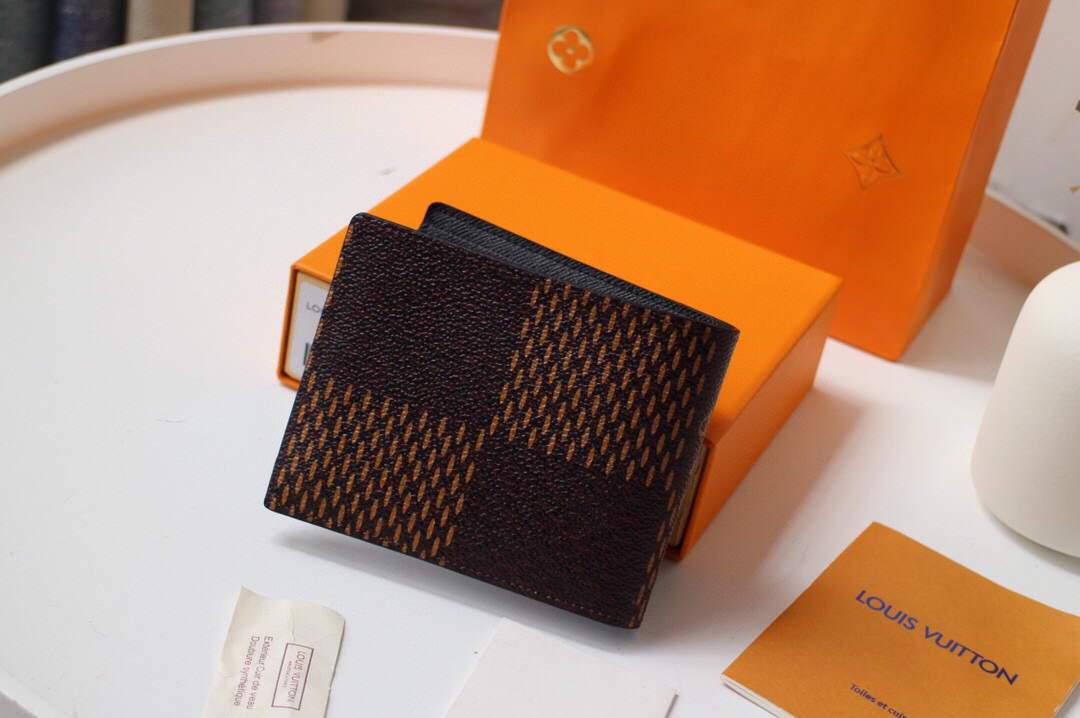 Louis Vuitton Multiple Wallet LV N60396 Giant Damier Ebene